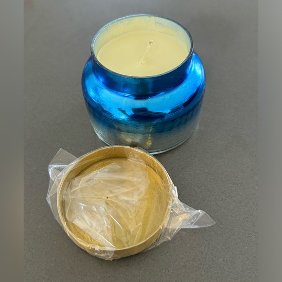 Anthropologie Volcano Mini Capri Candle NWT, beautiful glass Jar. - Picture 3 of 4